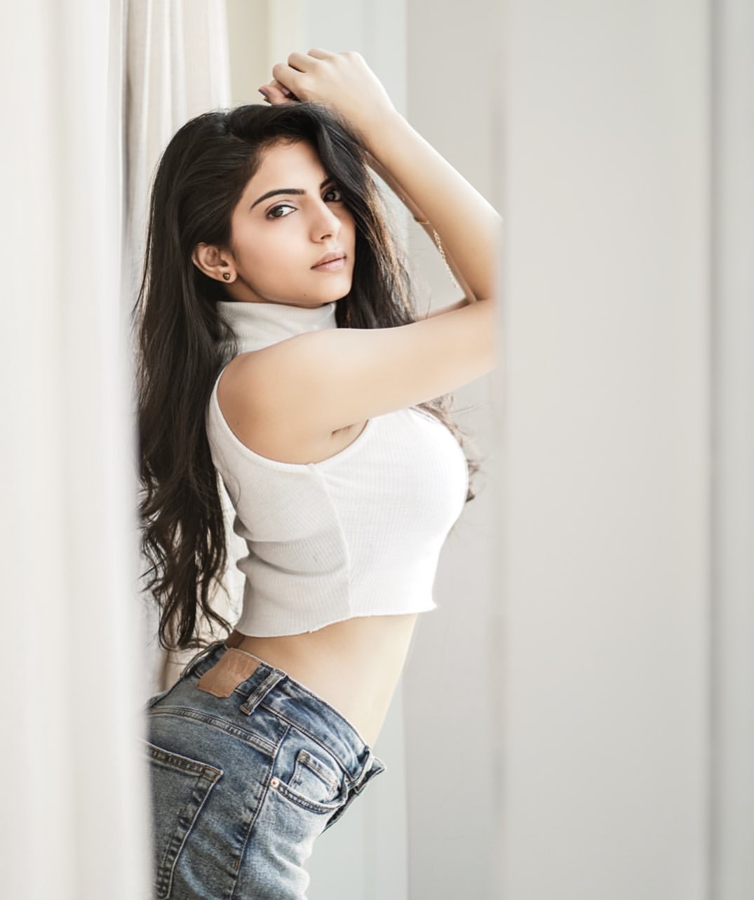 Esha-4.jpg